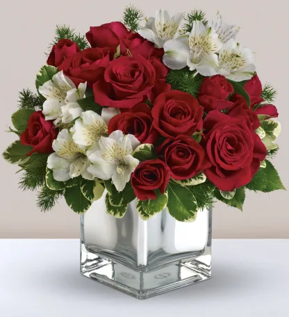 Christmas Blush Bouquet - Image 2