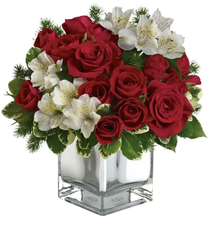 Christmas Blush Bouquet - Image 3