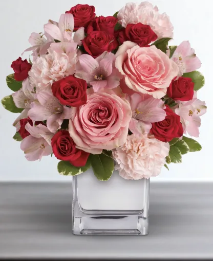 Love That Pink Bouquet with Roses - Image 2
