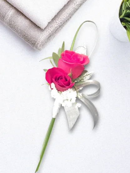 Piggyback Boutonniere Upgrade - Image 2