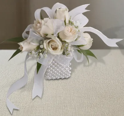 White Whisper Wristlet - Image 2