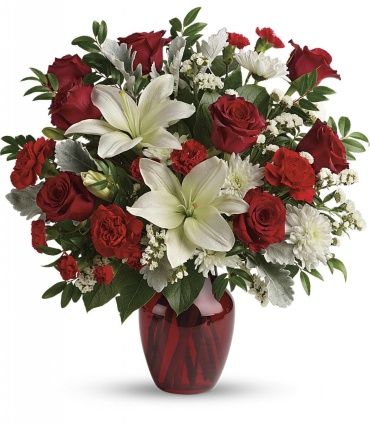 Teleflora\'s Visions of Love Bouquet